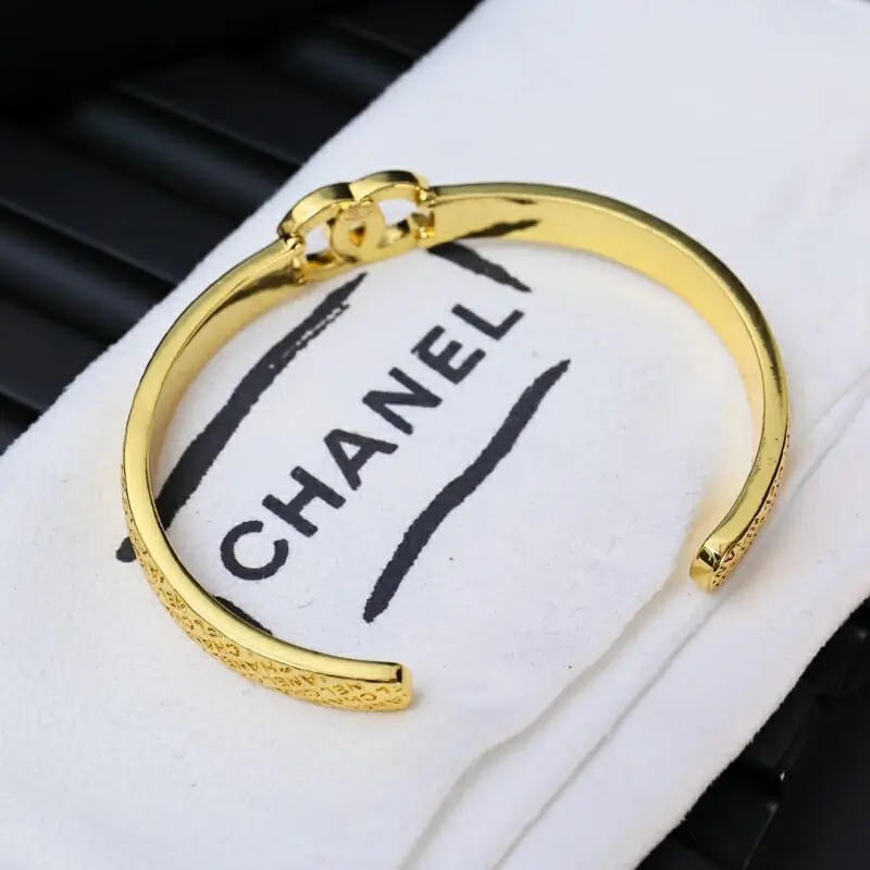 chanel bracelets s_12342764